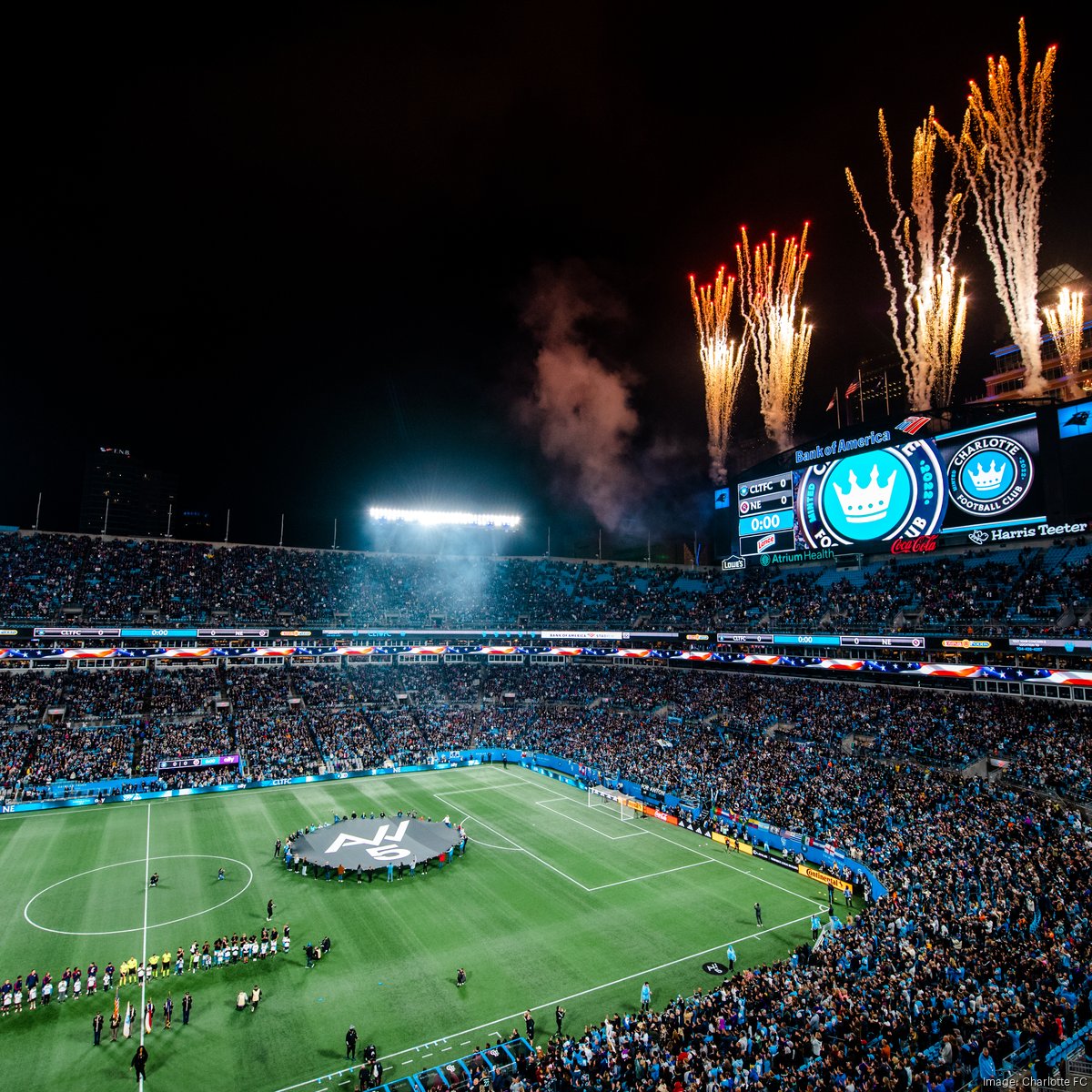 Concert photos at Bank of America Stadium that are at the 50 yard line