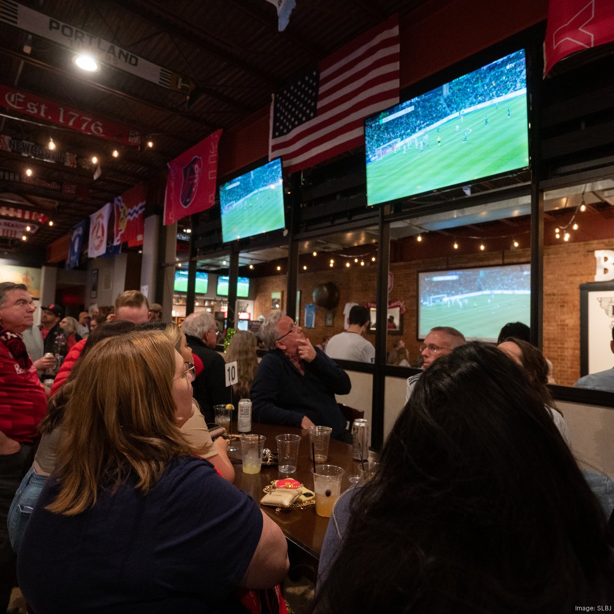 4 St. Louis bars to watch the next Cardinals game at