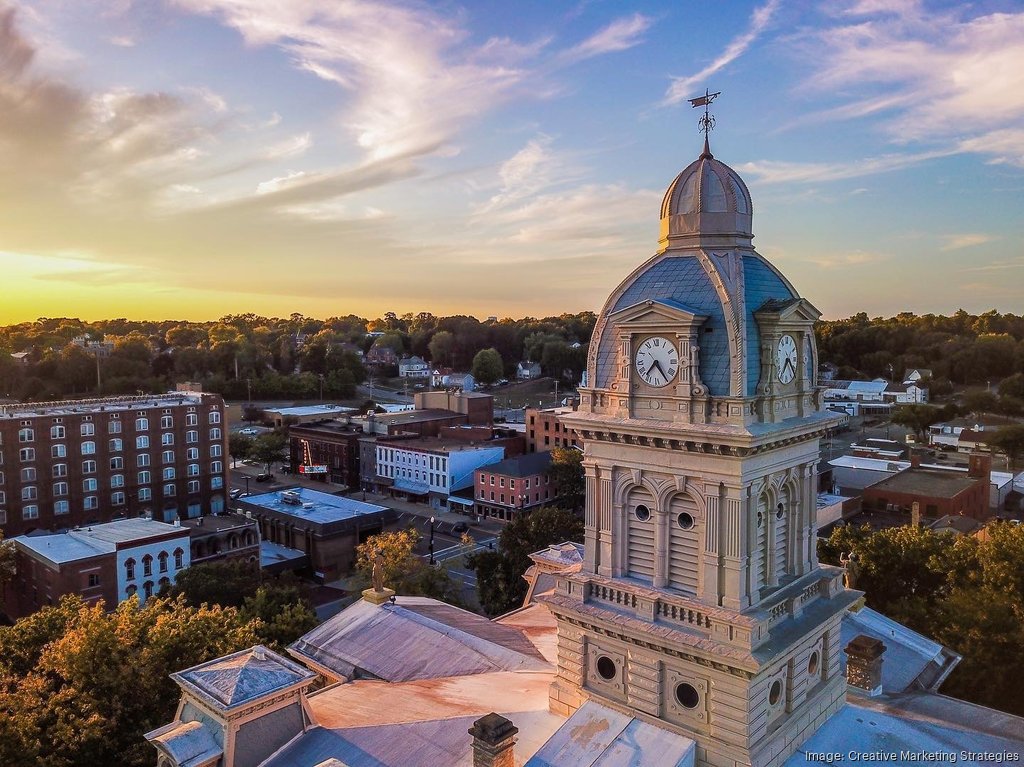 downtown-courthouse-sidney-credit-to-cre