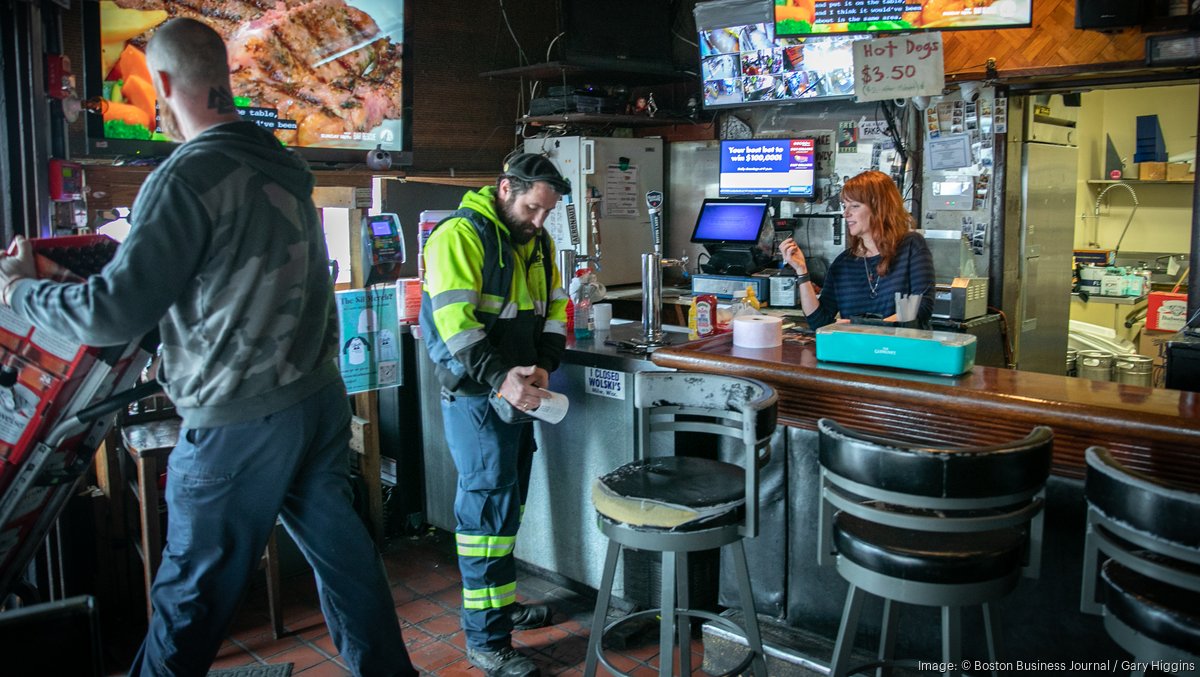 Changing habits, demographics imperil Allston’s restaurants and bars