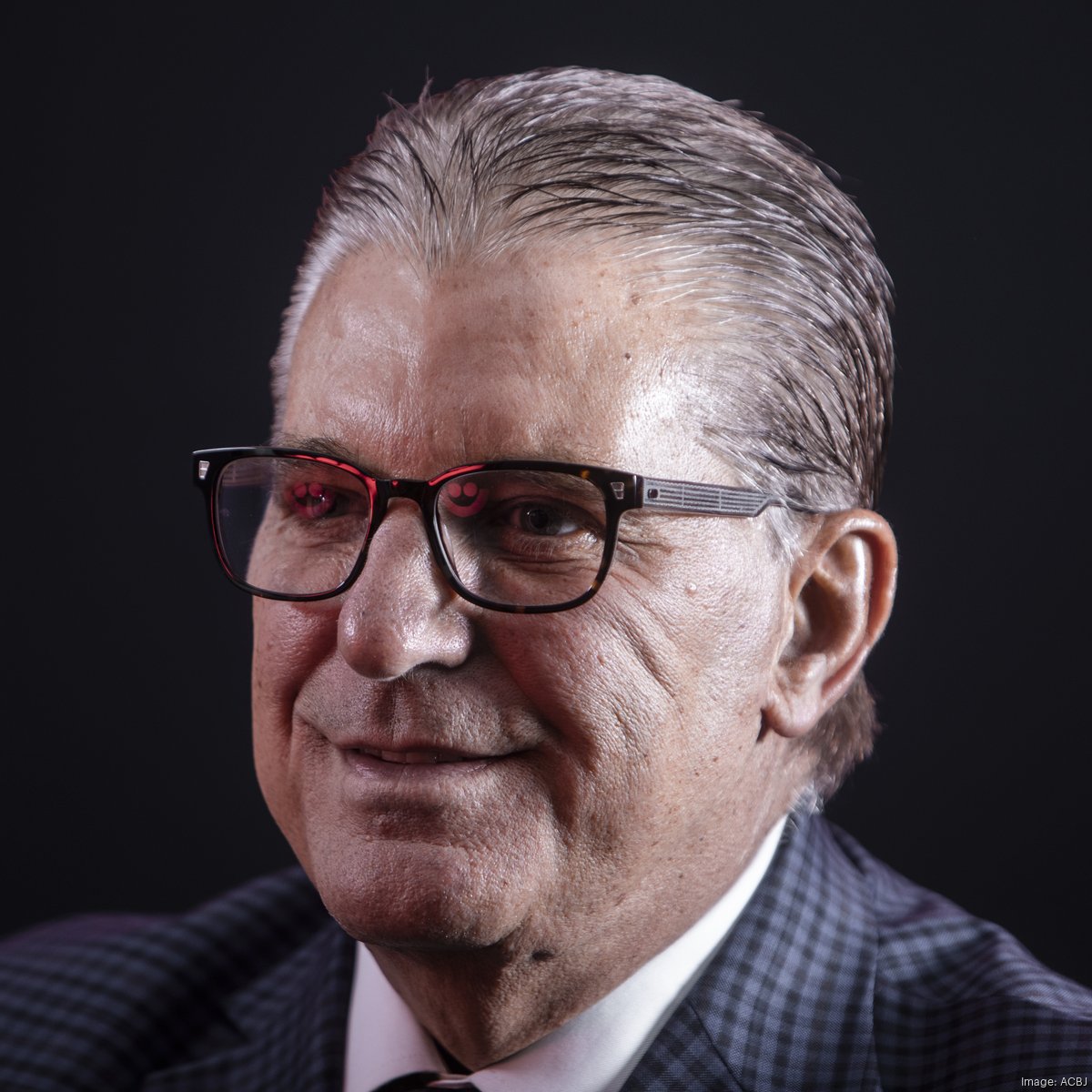 Former Summerfest CEO Don Smiley lists Pewaukee Lake home