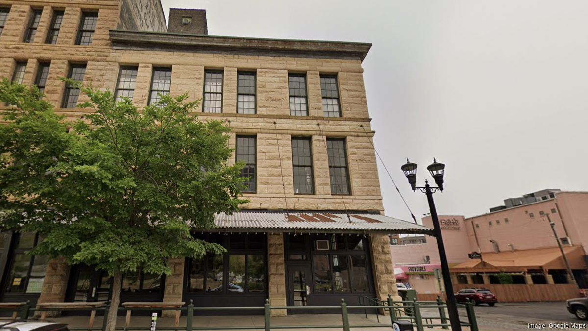 Bev's Wine Bar will close in Minneapolis' North Loop after 28 years