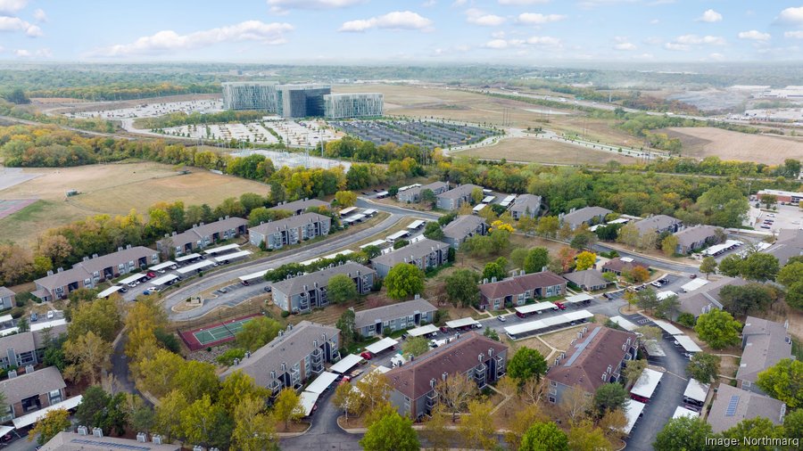 South Kansas City's Timberlane Village sells to Venterra Realty