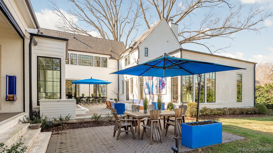 cantilever umbrella for patio Cantilever Patio Umbrellas & Stands