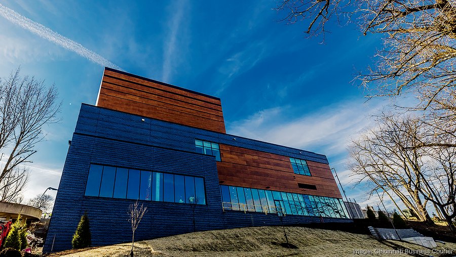 Playhouse in the Park's new 50M theater takes center stage