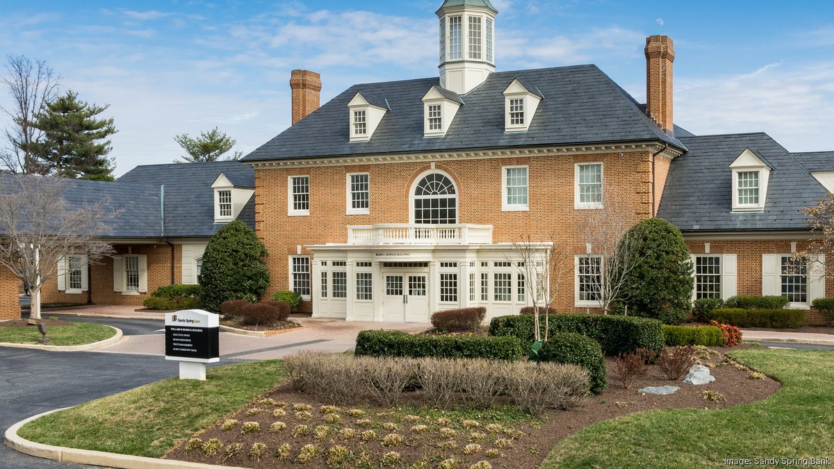 Sandy Spring's 2Q profit falls 55 amid rise in expenses, loss