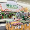 Sprouts はスプロール化に追随し、郊外の HEB は改修工事を行っている