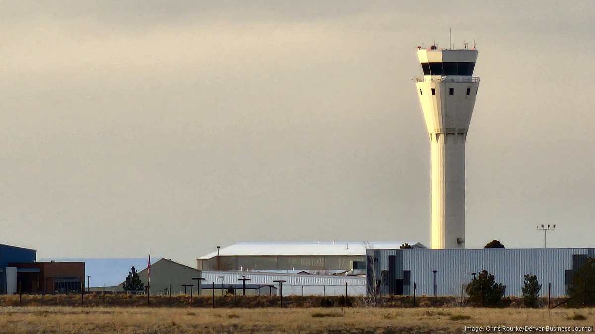 Colorado jet broker ONEflight pauses flights - Denver Business Journal