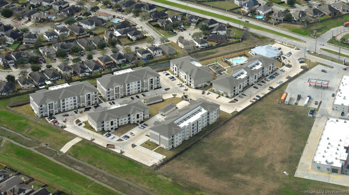 Harris County Housing Authority opens affordable housing in Channelview