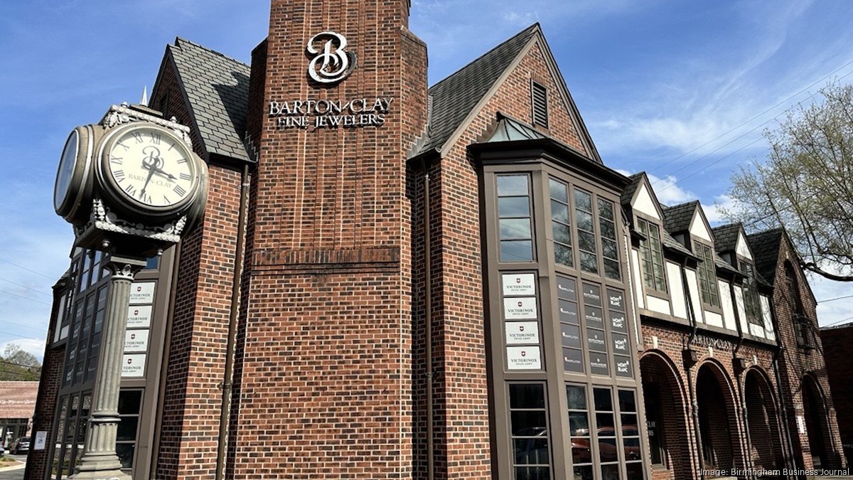 Mountain Brook BartonClay Building sells in recent transaction