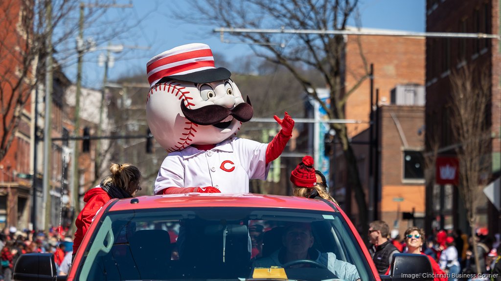 Reds Opening Day 2023: Bronson Arroyo, Danny Graves to be parade grand  marshals