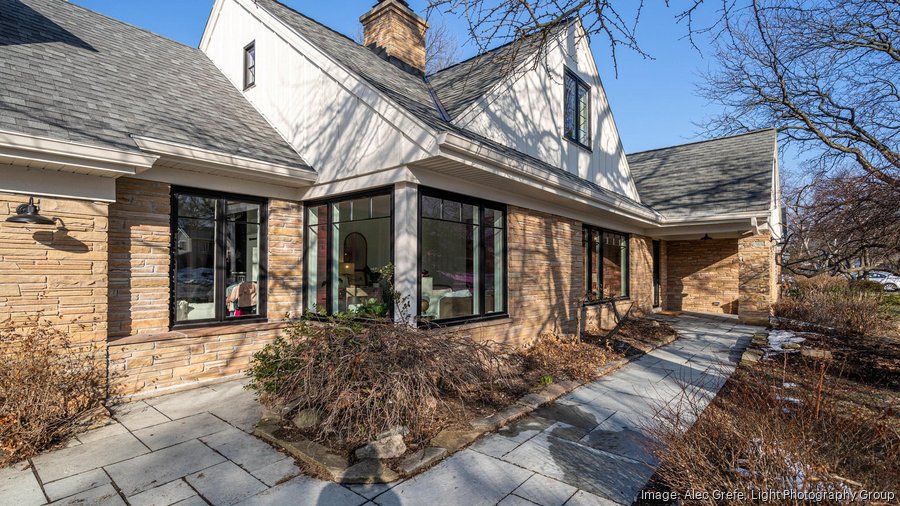 Wauwatosa house the city’s first to sell for over 1M