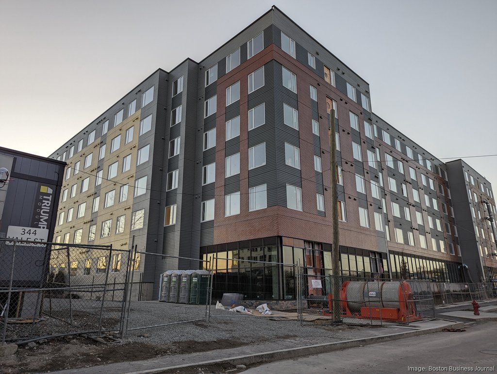 The Maxwell, a 714-unit residential development, is under construction in a fast-changing area in Everett south of Revere Beach Parkway.