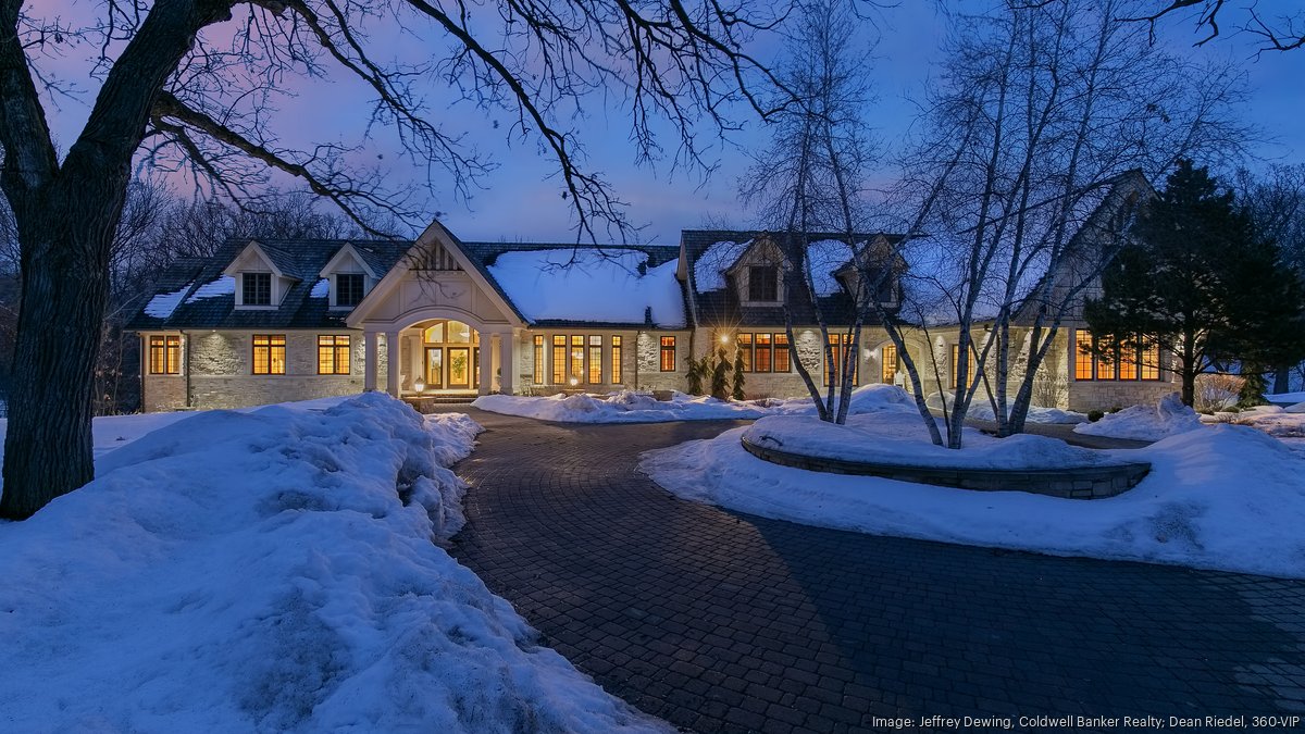 Sunfish Lake estate lists for 3 million Minneapolis / St. Paul