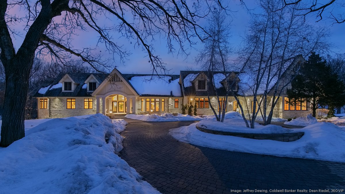 Sunfish Lake estate lists for 3 million Minneapolis / St. Paul