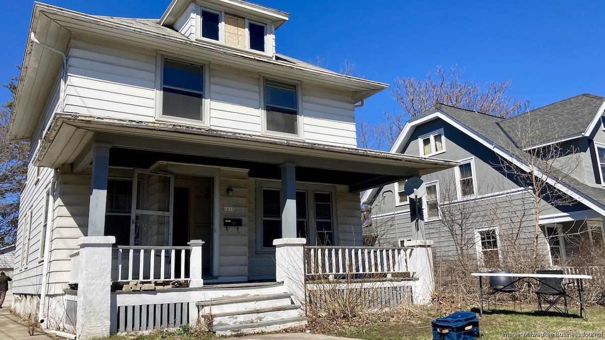Milwaukee County receives federal grant to rehab foreclosed houses in