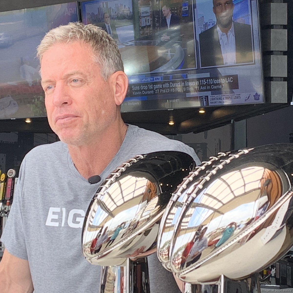 Former Cowboys QB Aikman visits Corpus Christi to promote new beverage