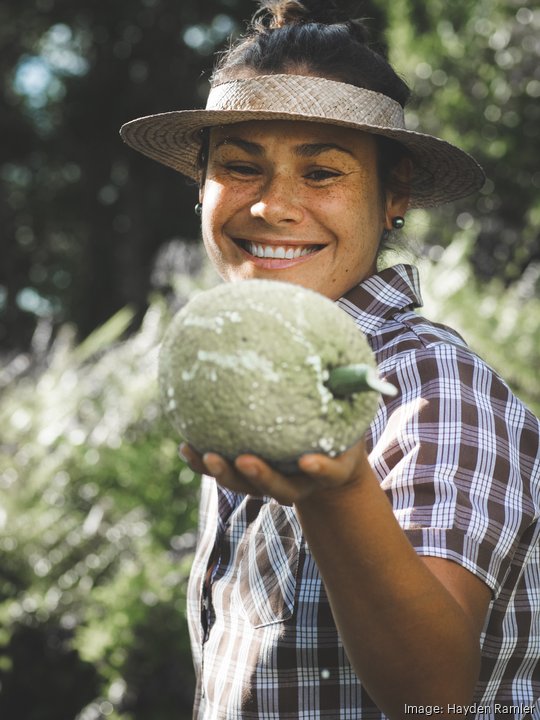 Kalisi Mausio - Hawaii Farm Trails