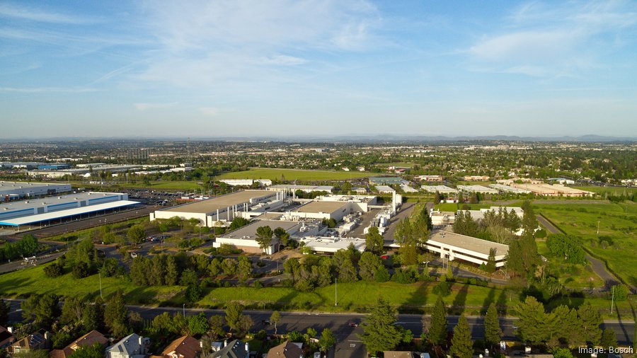 box plante 23 in. x 49 in. x 30 in. H Self-Watering Elevated Cedar Planter main image 1