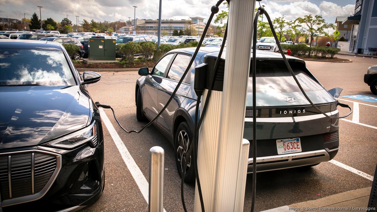 Terawatt Infrastructure proposes 95-charger EV lot near Orlando International Airport