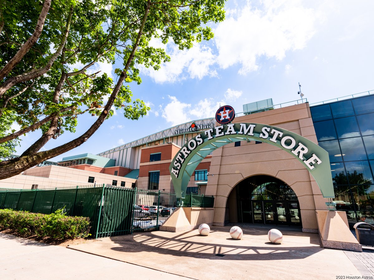Houston Astros extend Minute Maid Park's official team store hours