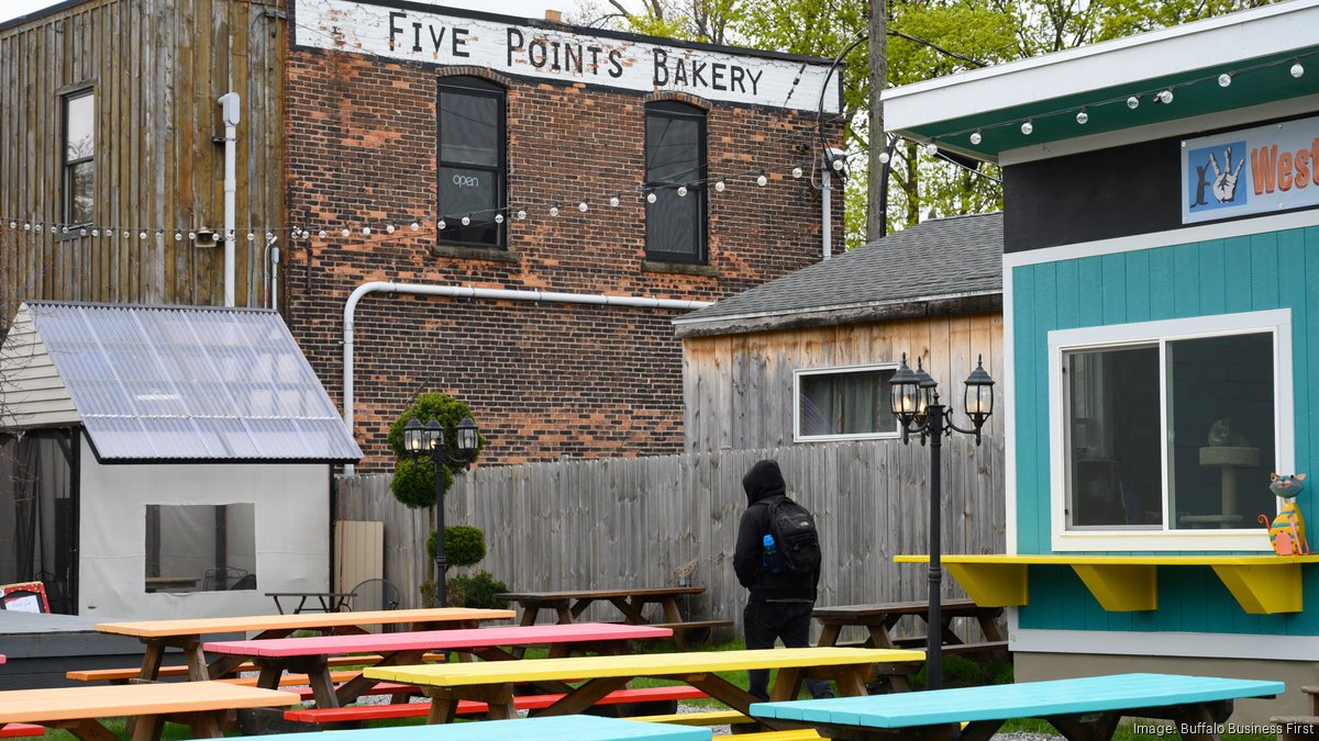 Five Points Bakery, Left Bank newer eateries to neighborhood