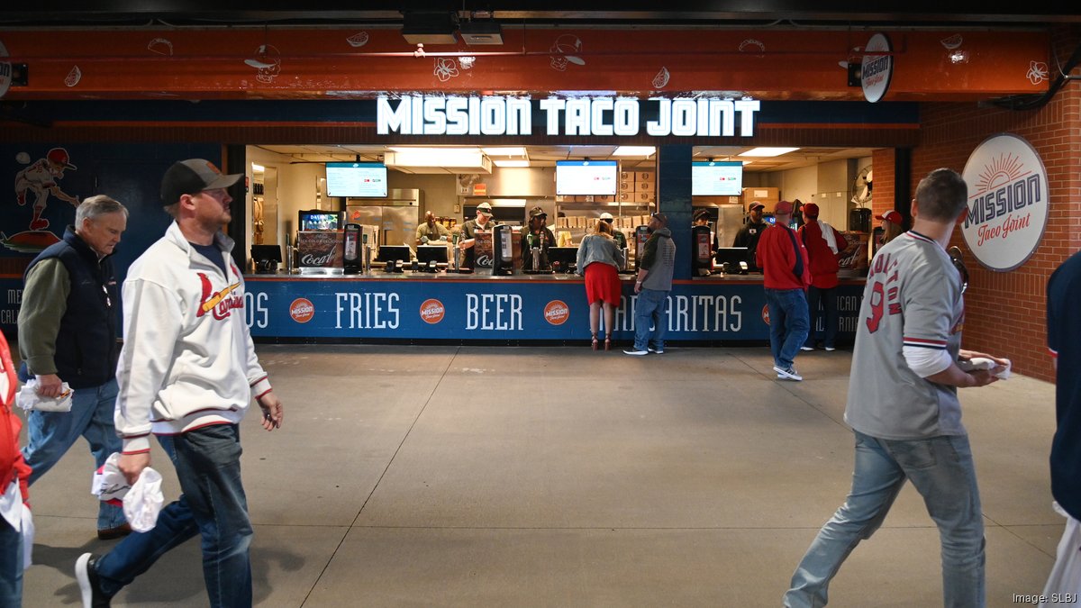 Beyond nachos: Eating our way across Busch Stadium's world of dining options