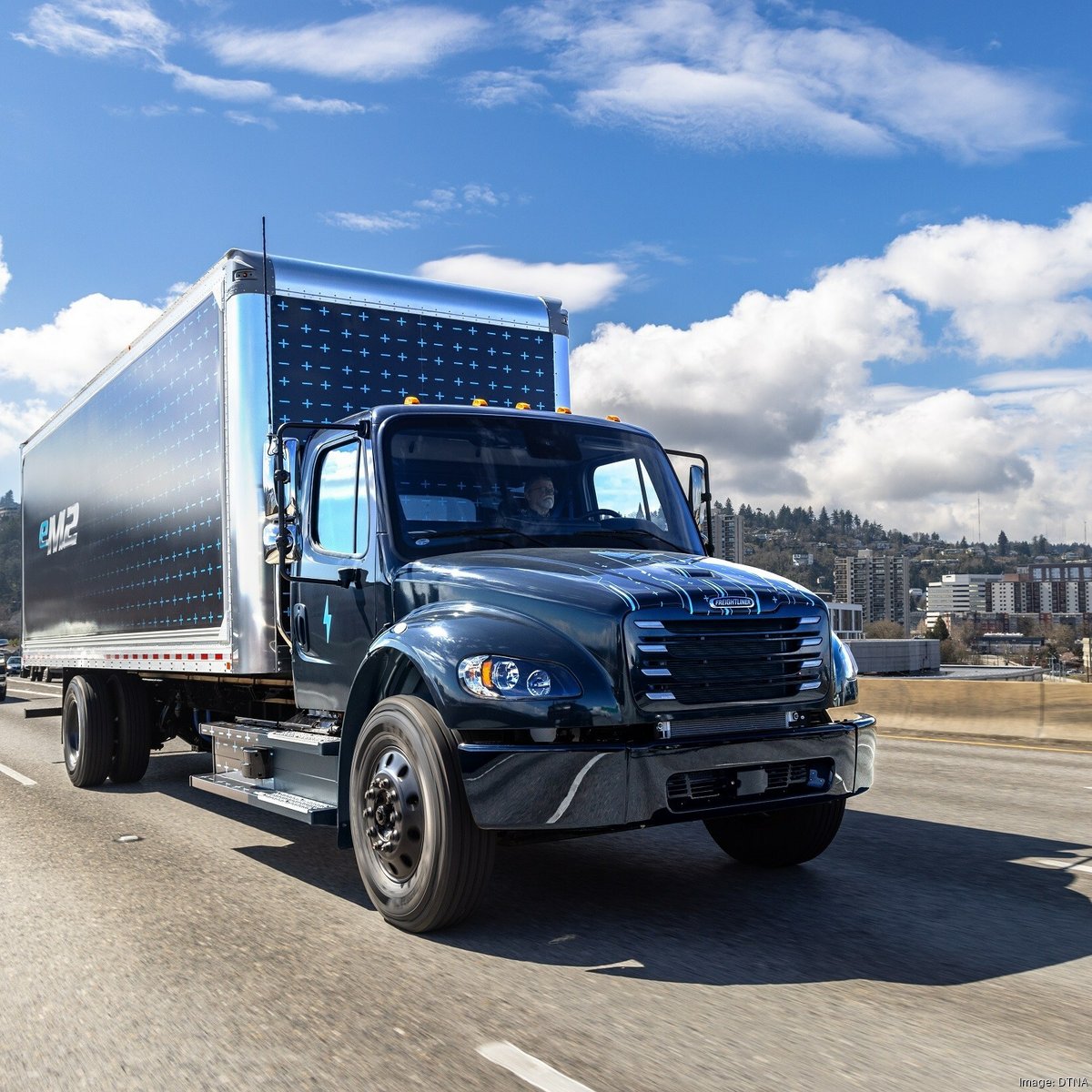 Production of New Freightliner Cascadia Ramps Up