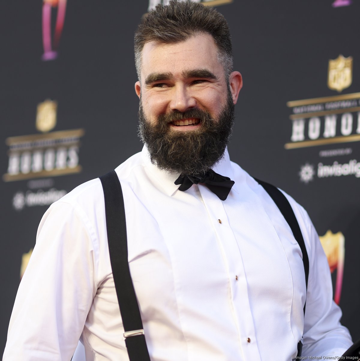 Eagles star Jason Kelce launches 'Underdog' clothing line that