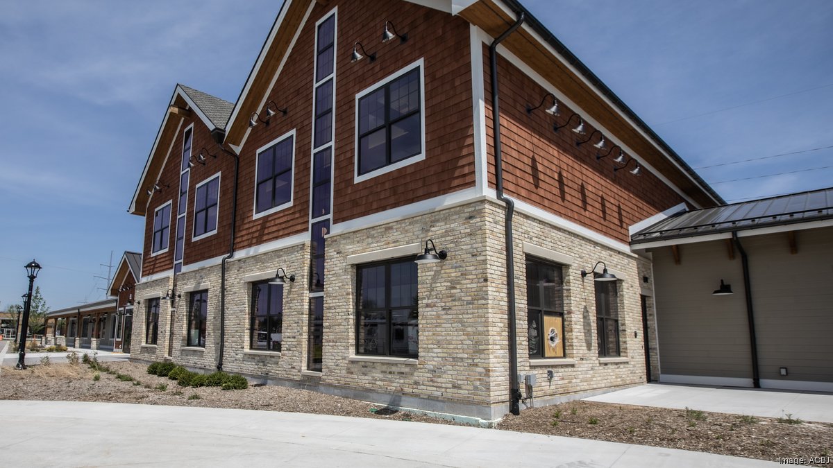 Foxtown redevelopment continues in Mequon Slideshow Milwaukee Business Journal