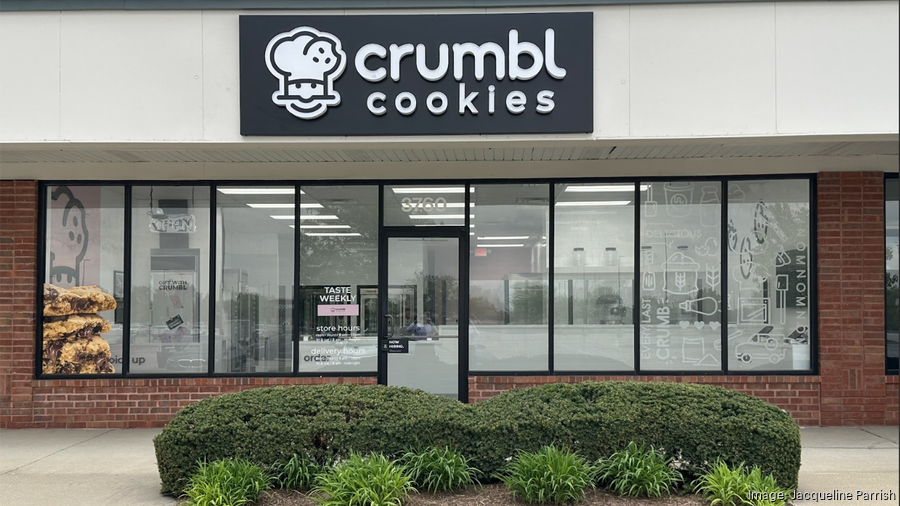 Crumbl Cookies opens new St. Louisarea franchise St. Louis Business Journal