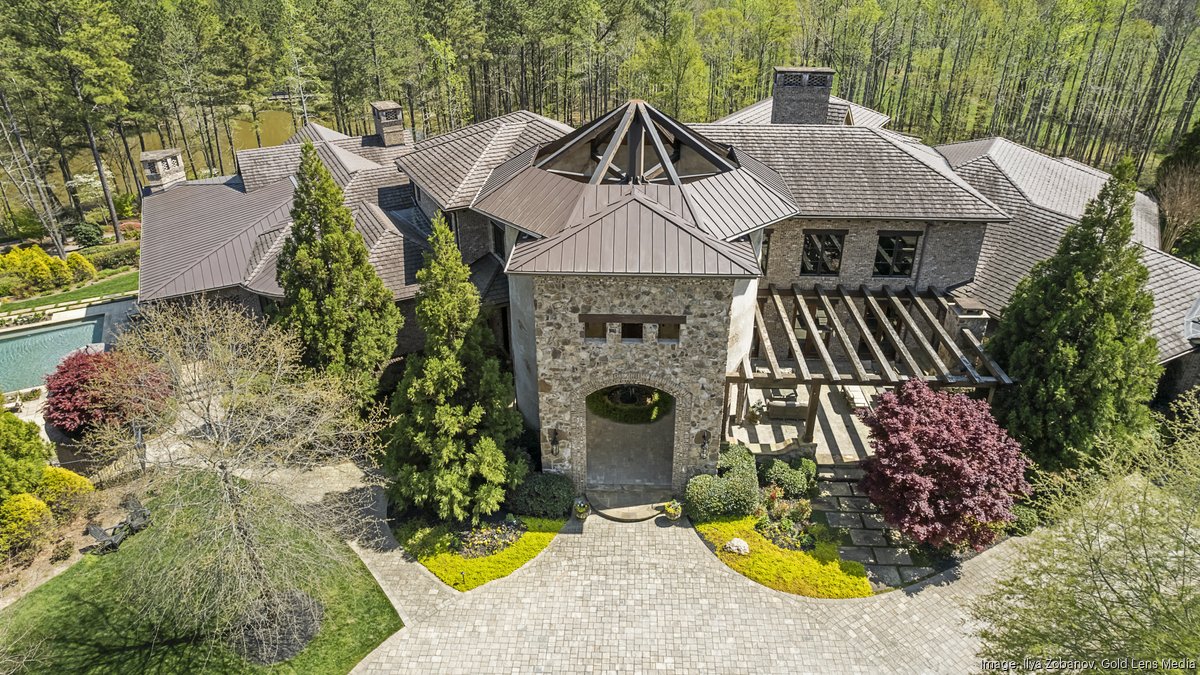 Braves' Chipper Jones sells bonkers Georgia mansion for $11 million