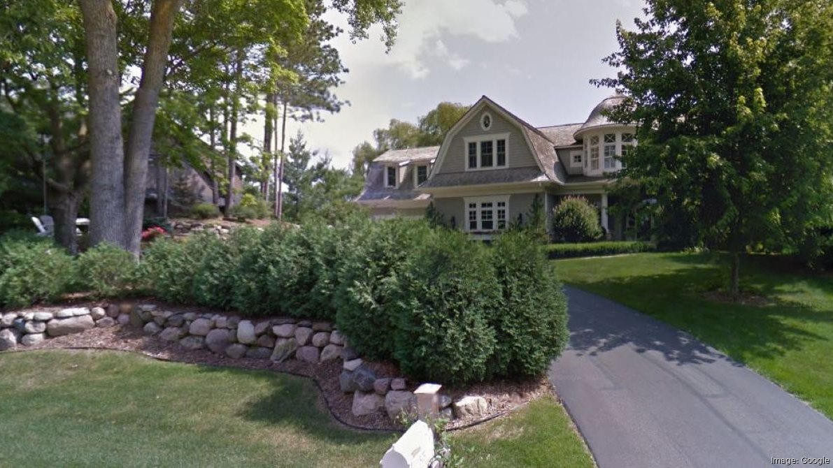 Apple exec selling Wayzata home for 3.3M Minneapolis / St. Paul