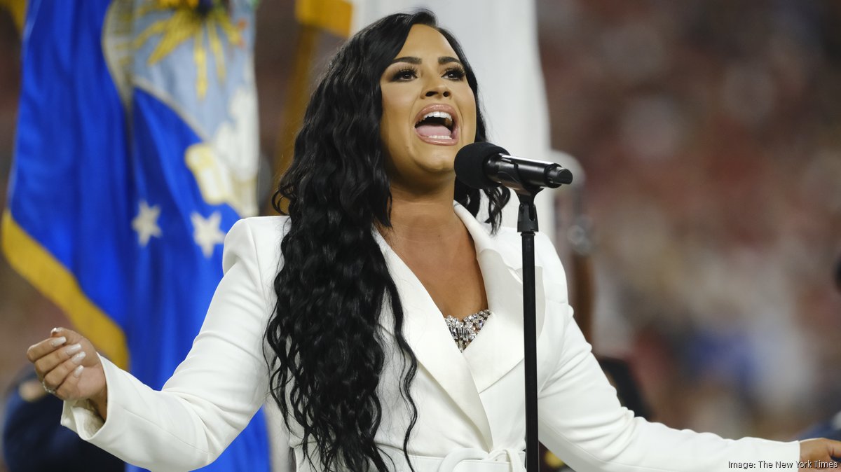 Super Bowl 2020 opens with Demi Lovato singing the national anthem