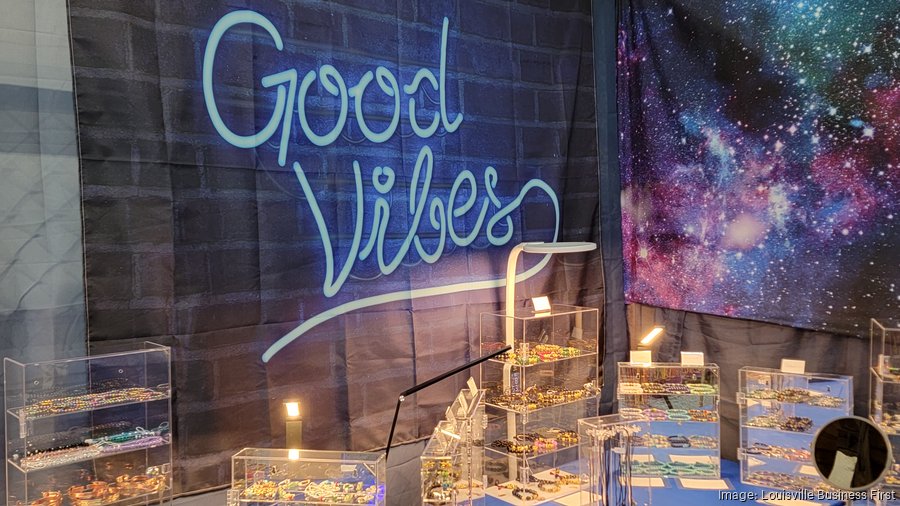 Elissa Lyons, The Bead Lady, turned an accident into a new career