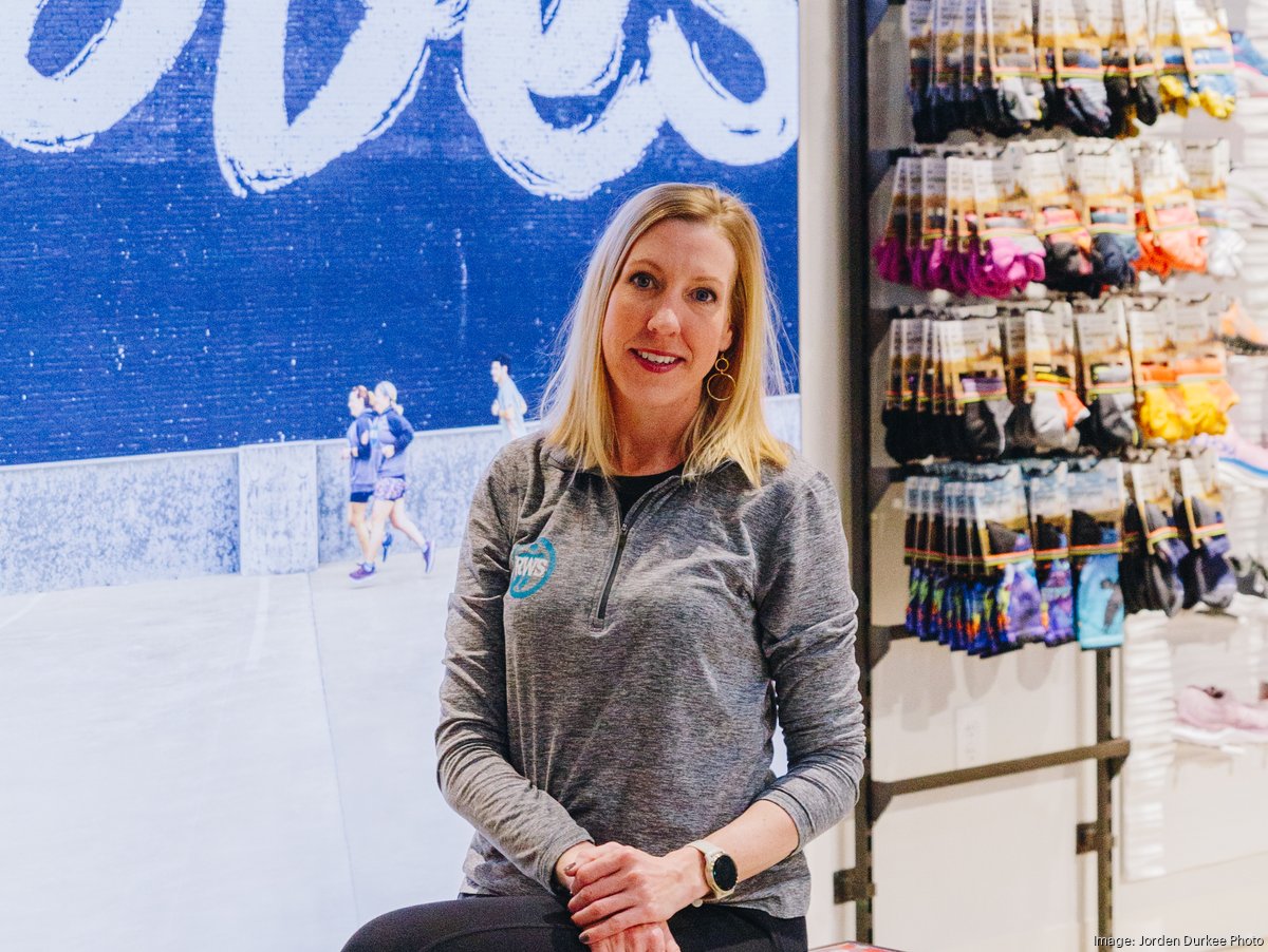 NEW BALANCE WOMEN'S PRINTED IMPACT RUN TIGHT  The Running Well Store –  Running Shoe Store in Kansas City