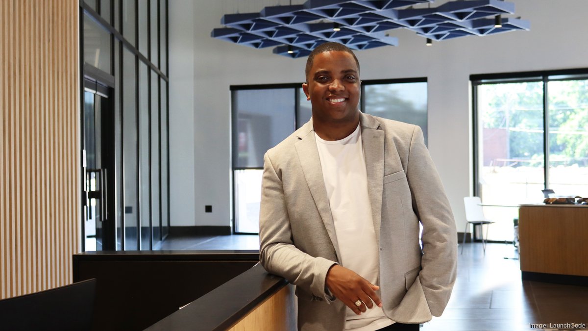 LaunchCode CEO Julian Nicks leaving coding organization St. Louis