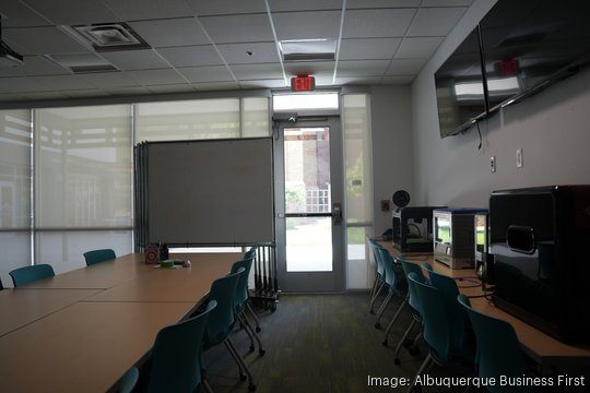 Lobo Rainforest Building classroom