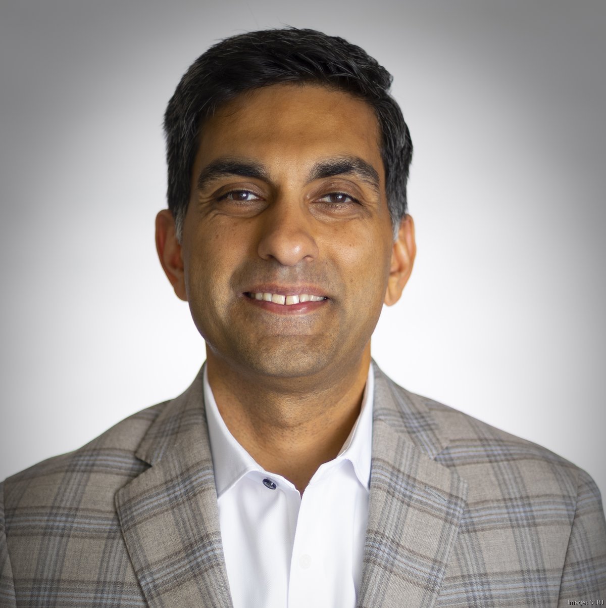 Corporate Counsel Awards 2023: Omar Malik is Edward Jones