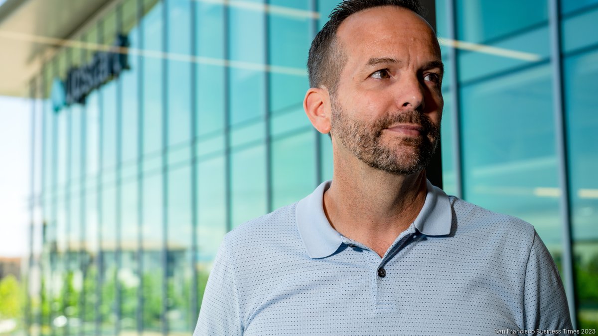 Upstart Holdings Inc. shares plunge 34 after a disappointing sales