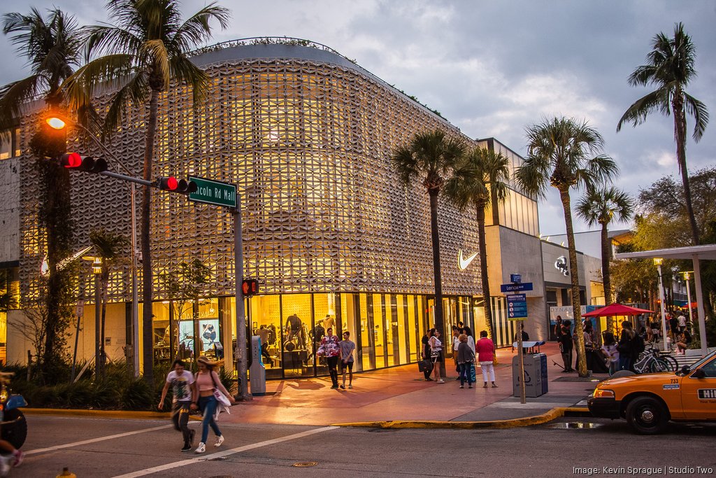 The Apple Store, Lincoln Road, Miami Beach., Kev Cook