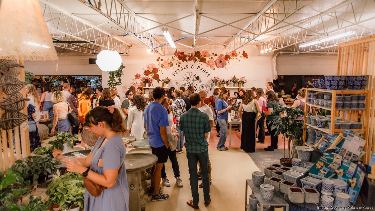 Entrepreneur opens new bookstore, flower shop in Englewood Denver
