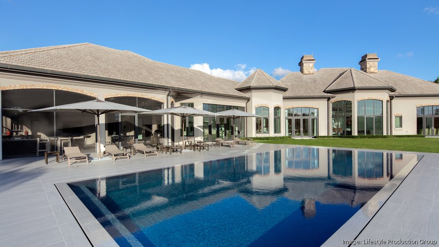 Blue Buffalo, North Palm Beach Real Estate