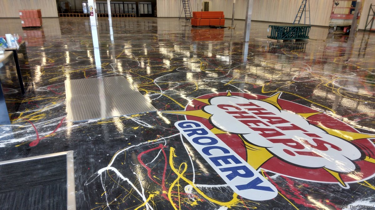 RL Liquidators brings groceries to That's Cheap in Orangevale