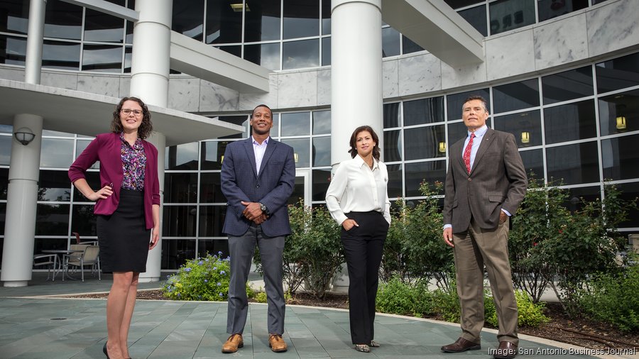 Broadway Bank ranks as top extra large company among 2023 Best Places to Work San Antonio