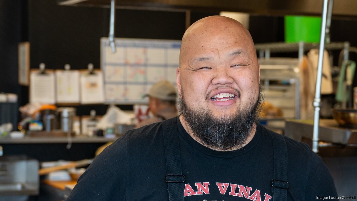 Yia Vang's Union Hmong Kitchen opens second Minneapolis restaurant