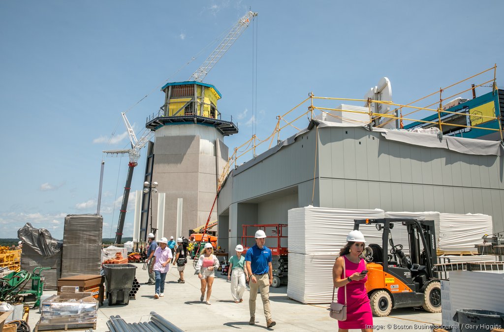 Gillette Stadium's new towering north end zone lighthouse shines