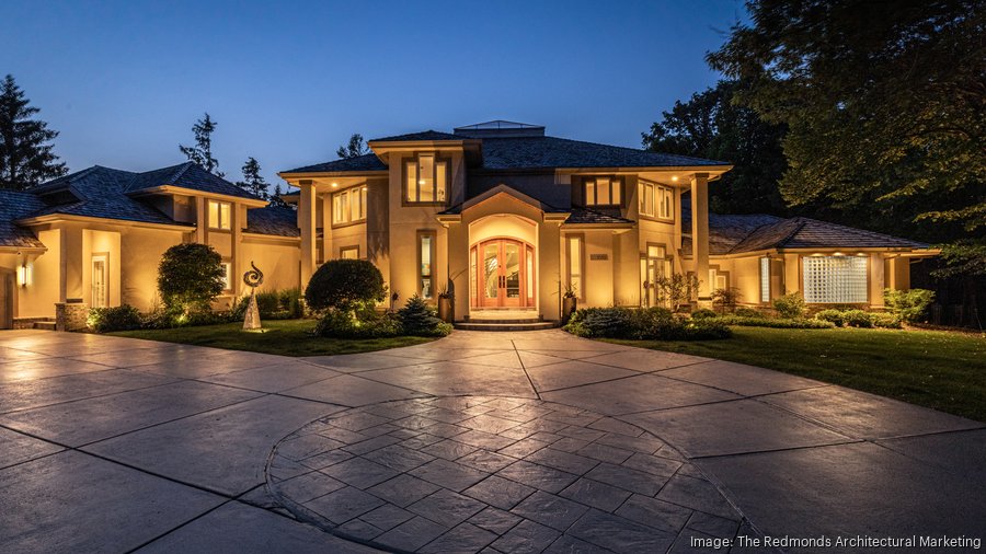 8-bedroom-mequon-home-with-spa-room-koi-pond-listed-for-2-6m-open