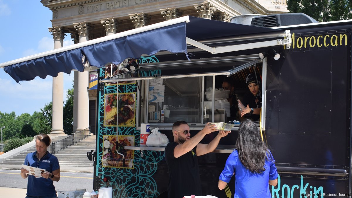 Rolling with the Rockin Moroccan A day in the life of a food truck