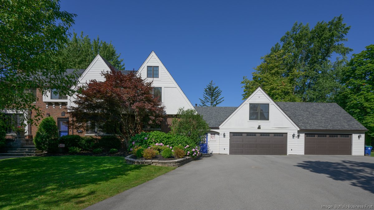 Home on Brantwood Road in Amherst sells for 1.15 million Buffalo